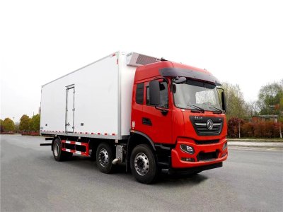 東風(fēng)天錦KR小三軸冷藏車(chē)