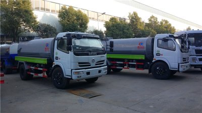 山西太原客戶再訂6臺(tái)掃路車、吸塵車、洗掃車、灑水車
